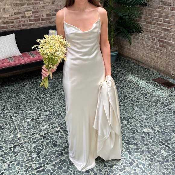 Danielle Frankel Wedding Dress - Picture 6 of 16